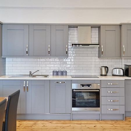 Apartment 3, Khyber Lodge Apartments Whitby Bagian luar foto