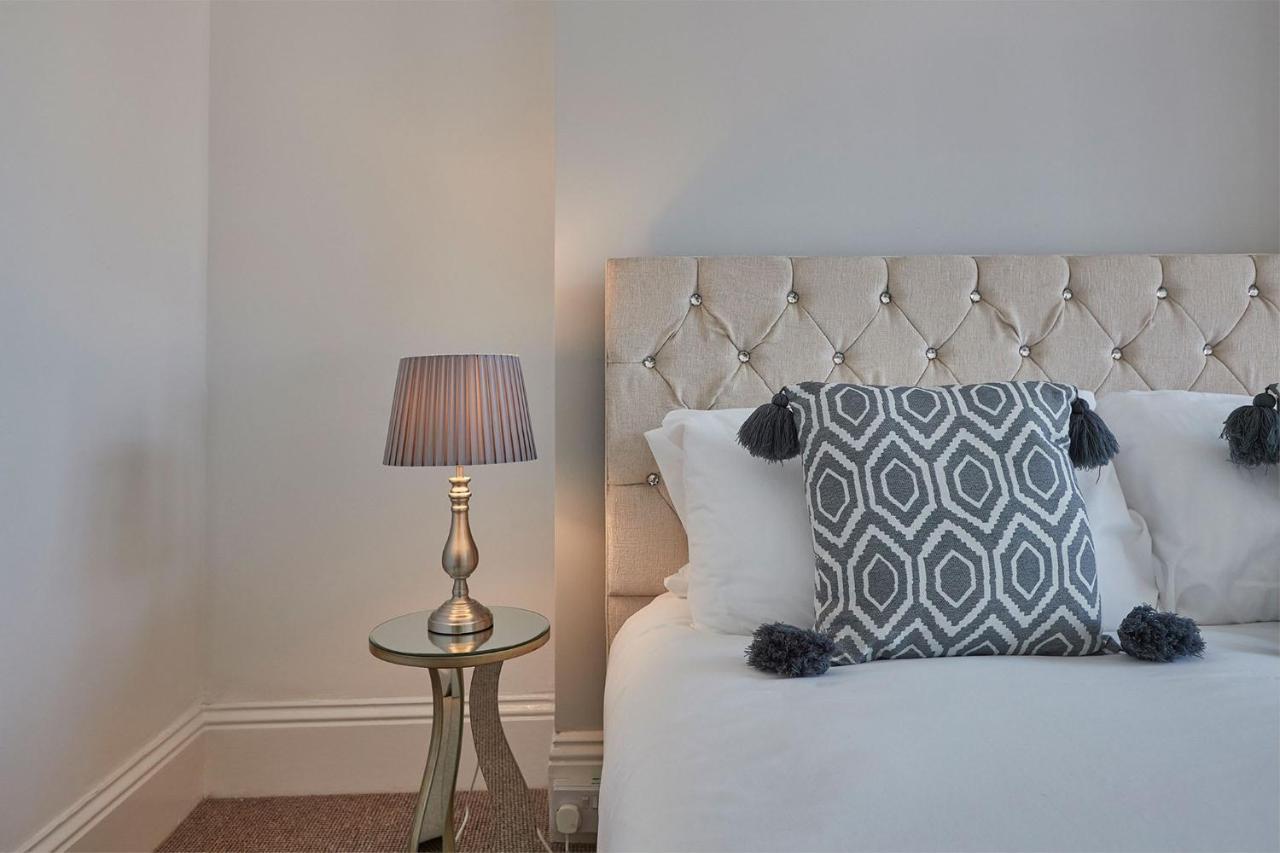 Apartment 3, Khyber Lodge Apartments Whitby Bagian luar foto