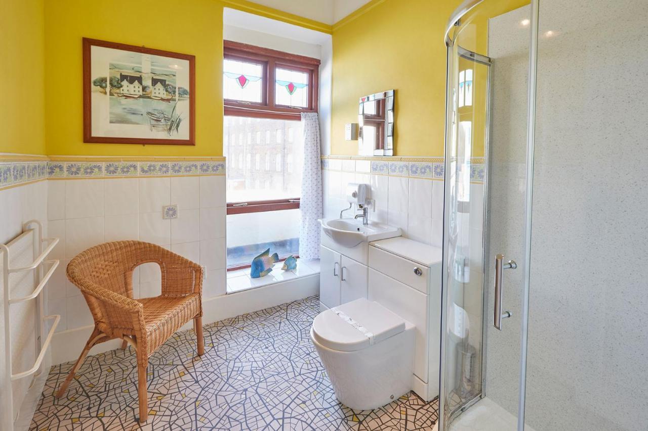 Apartment 3, Khyber Lodge Apartments Whitby Bagian luar foto